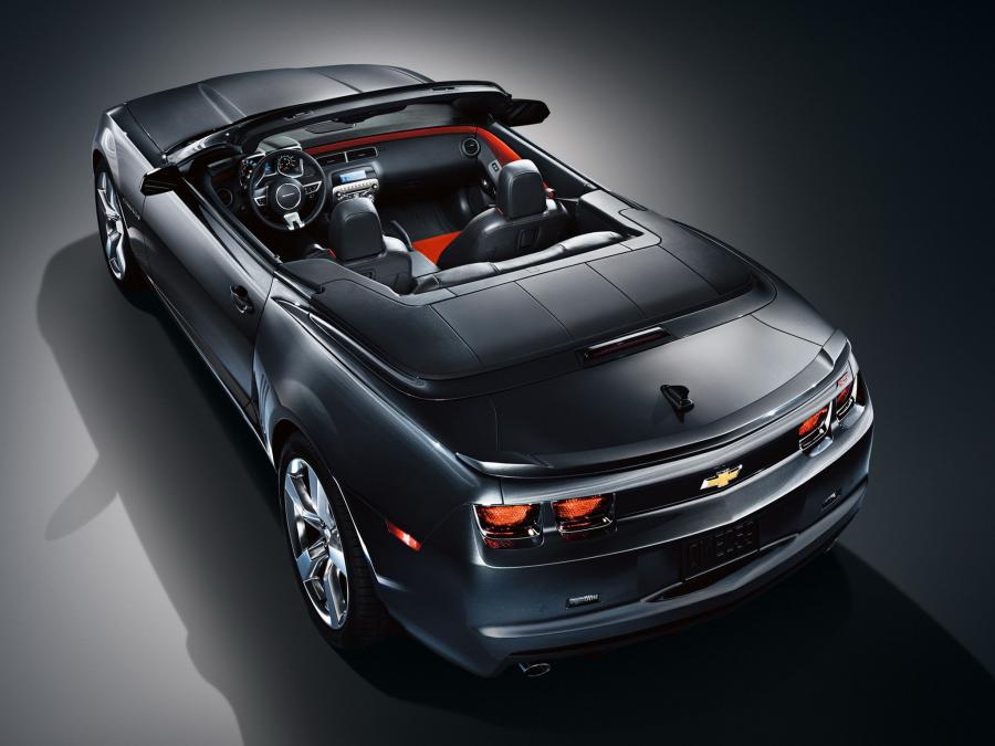  Chevrolet Camaro RS Convertible 2011 года  (фото 5 из 11)